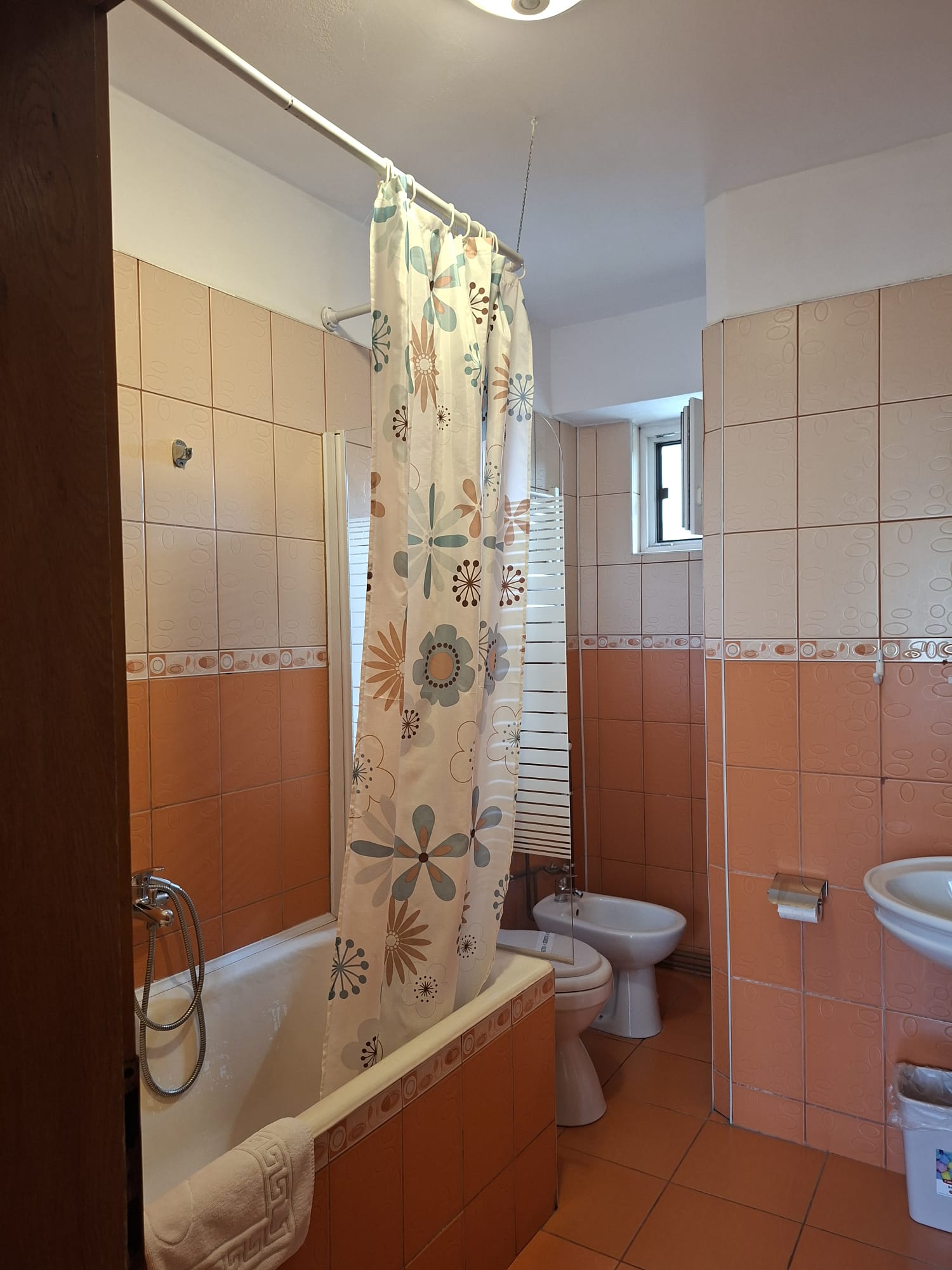 Cameră Triplă interior — Pensiunea Frank Sydney
